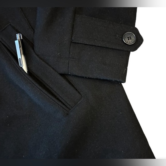 Michael Kors Men's (M) Wool Blend Black Pea Coat Button-Up Lined. Retail: $325 - Picture 9 of 12